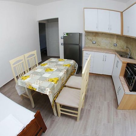 Rafail'S Apartment Saranda Dış mekan fotoğraf