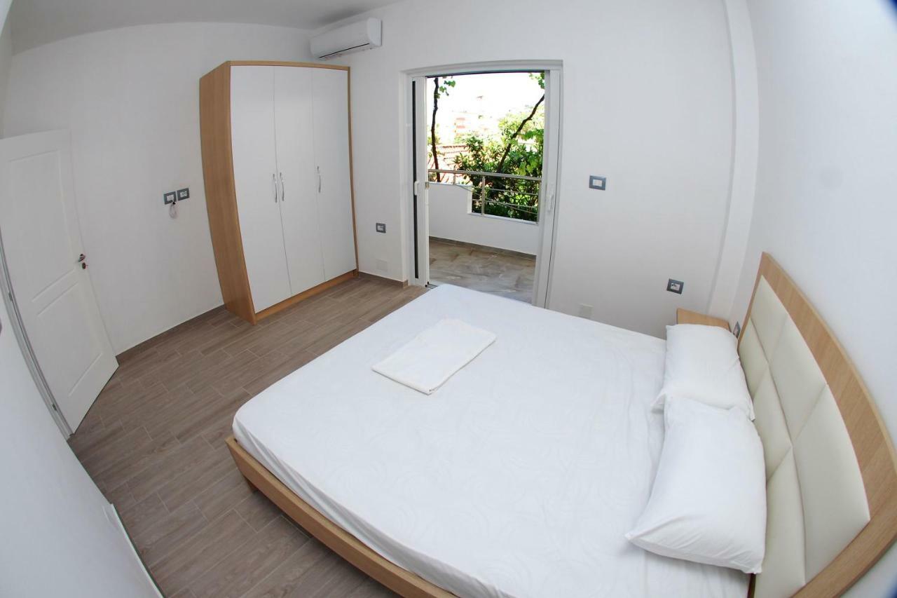 Rafail'S Apartment Saranda Dış mekan fotoğraf