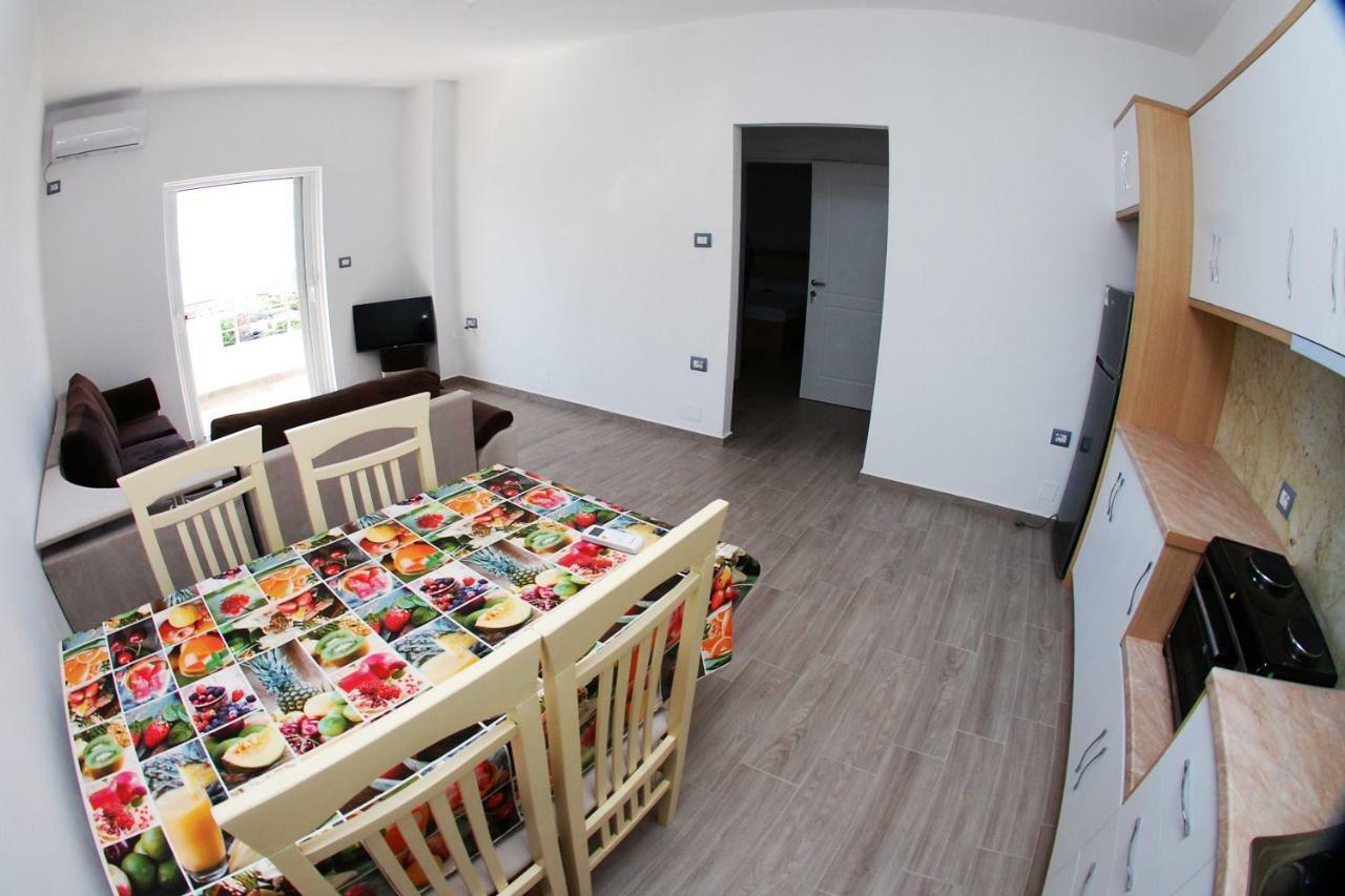 Rafail'S Apartment Saranda Dış mekan fotoğraf